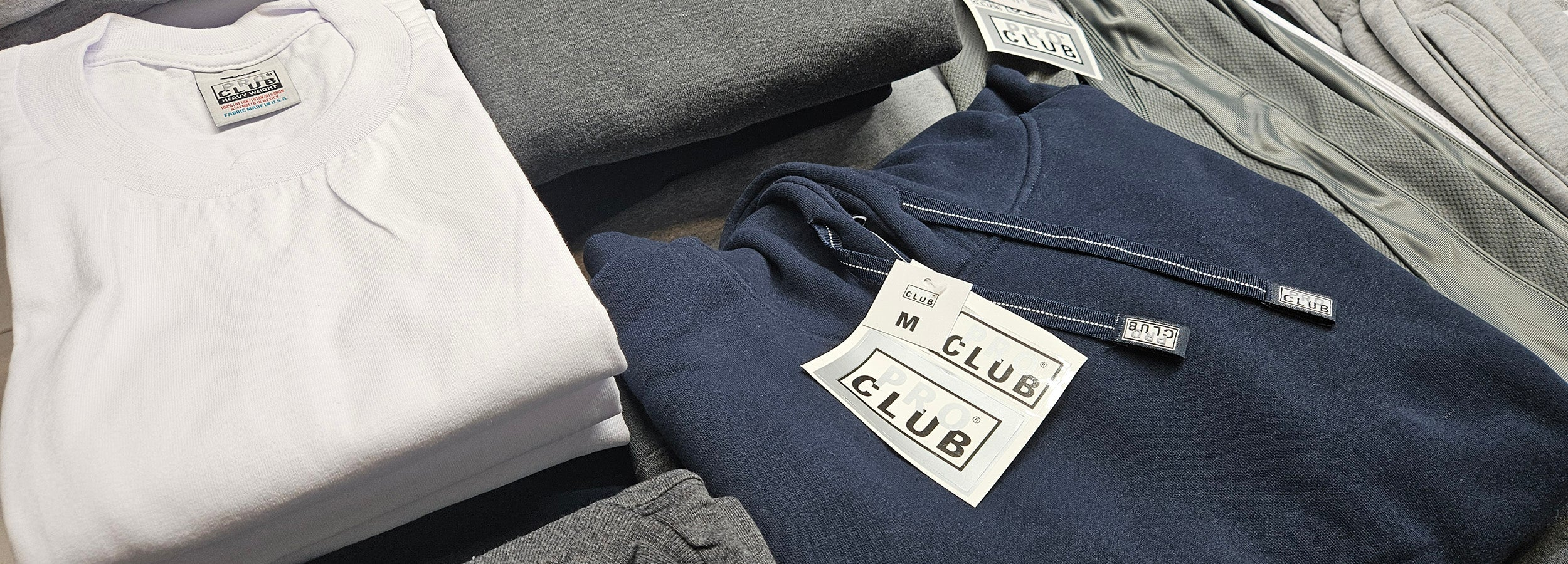 Affordable Streetwear Outfits for College Students