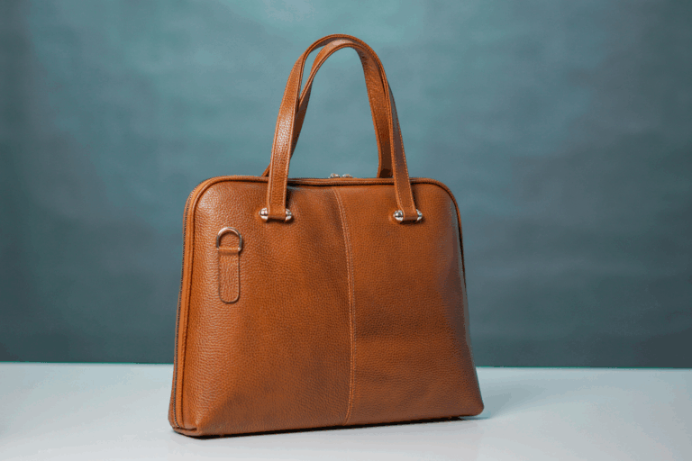 Luxury Handbag Trends for Modern Businesswomen